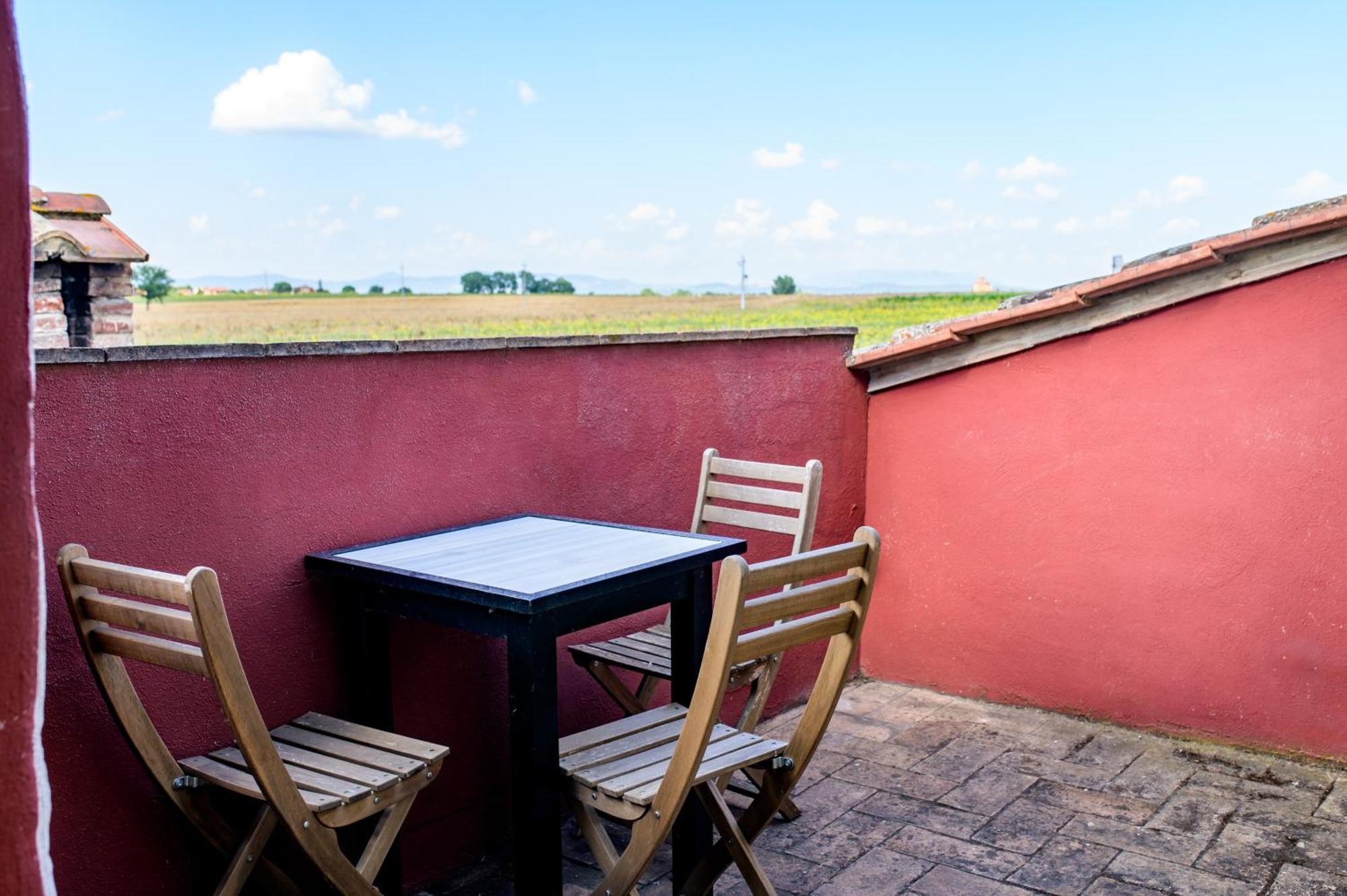 Villaluce Wine Agriturismo カスティリオーネ・デル・ラーゴ エクステリア 写真
